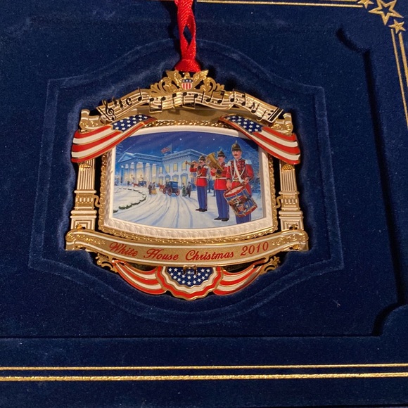 WHITE HOUSE HISTORICAL ASSOCIATION ORNAMENT ~ 2010 annual ornament (boxed) - Picture 6 of 6